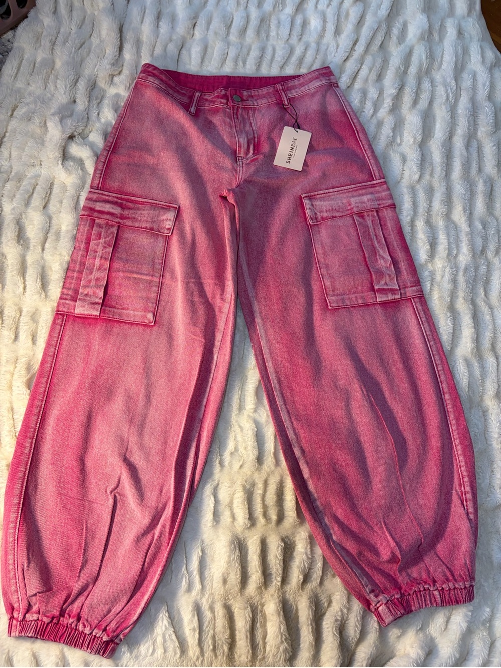 SHEIN Pink Cargo Boyfriend Jeans with Elastic Cuffs